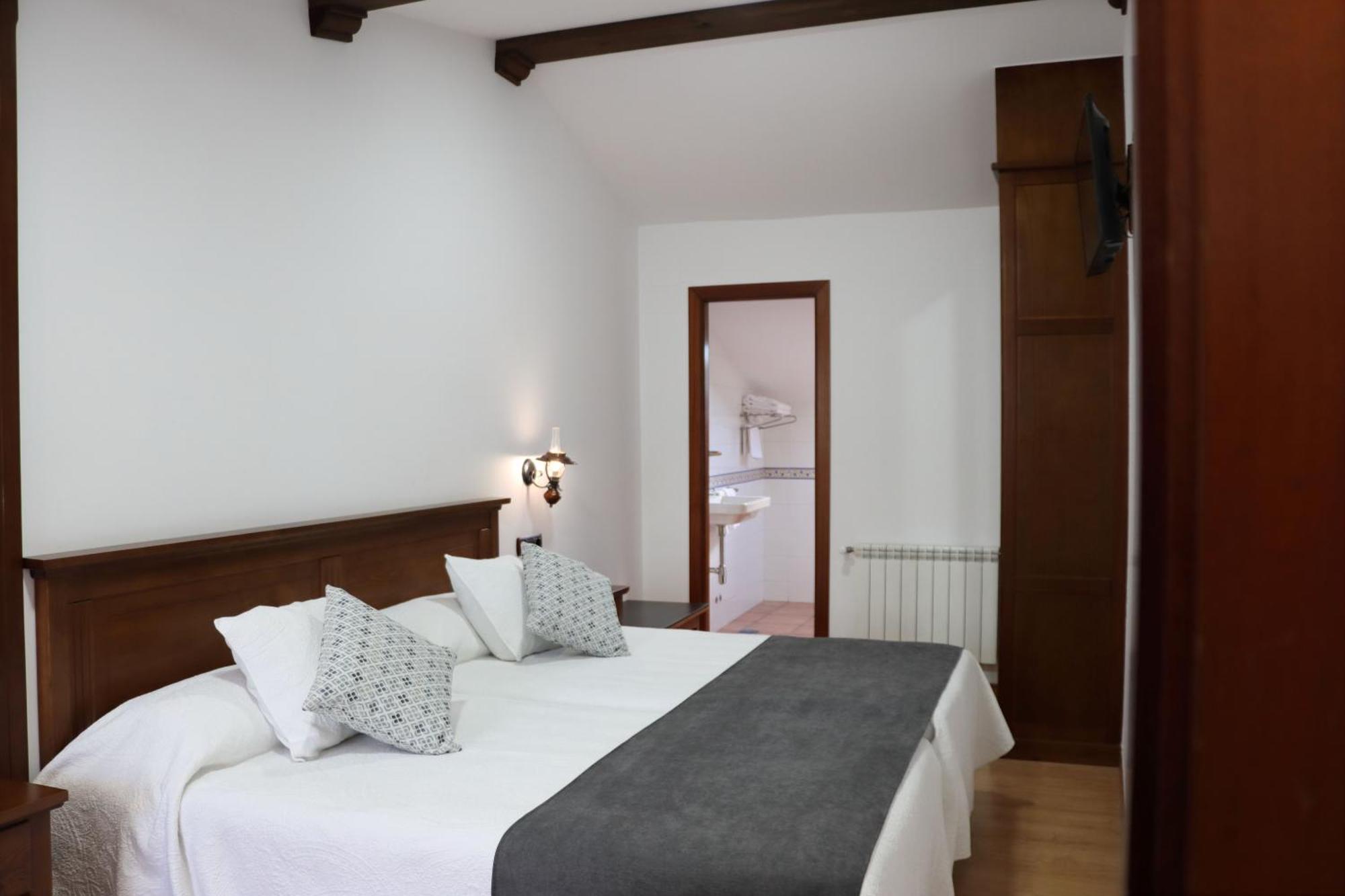 Hotel Pazos Alba Сантьяго-де-Компостела Экстерьер фото